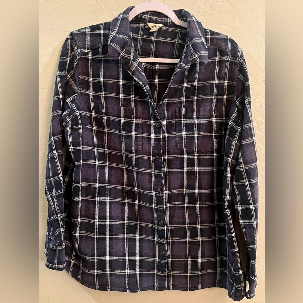 Woolrich size XXL checkered 100% cotton button-down, long sleeve shirt
